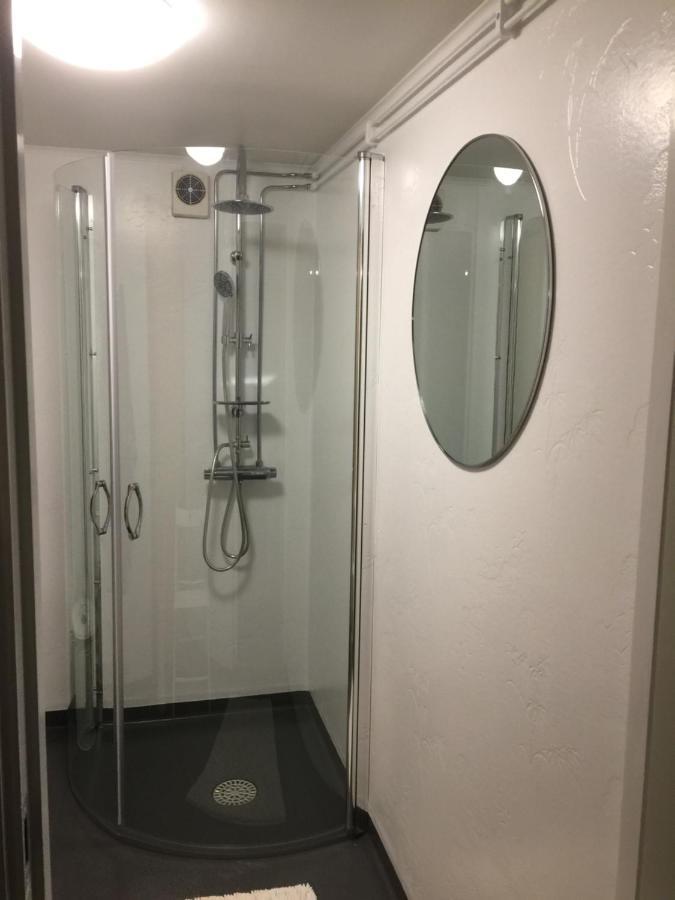 Bo Centralt I Vaernamo 外观 照片